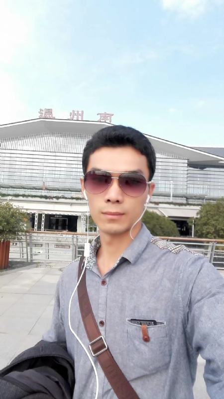 错把真心喂了狗的第三张照片--闽侯相亲服务中心