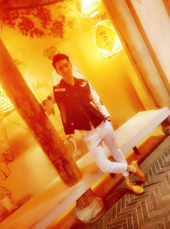 滞后的微笑的第四张照片--闽侯相亲服务中心