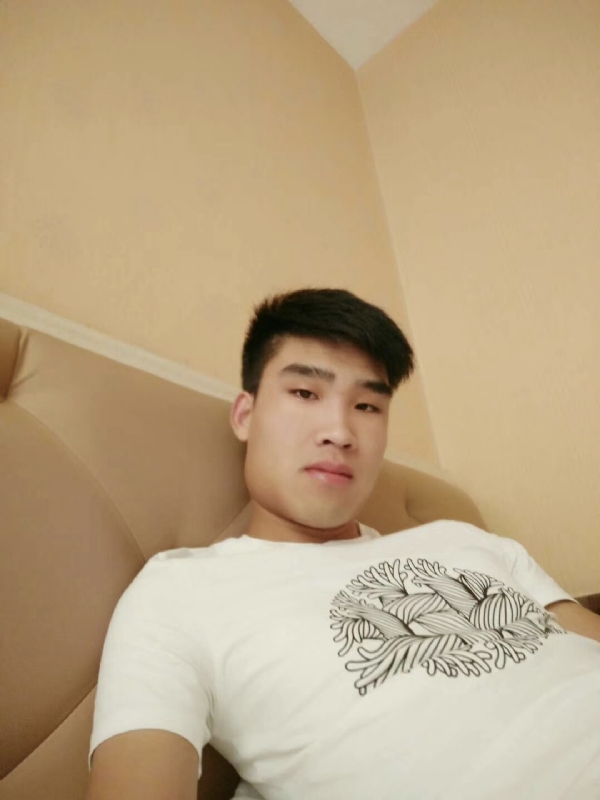 谁不曾孤单上路的第一张照片--闽侯相亲服务中心