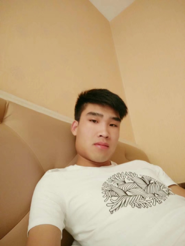 谁不曾孤单上路的第二张照片--闽侯相亲服务中心