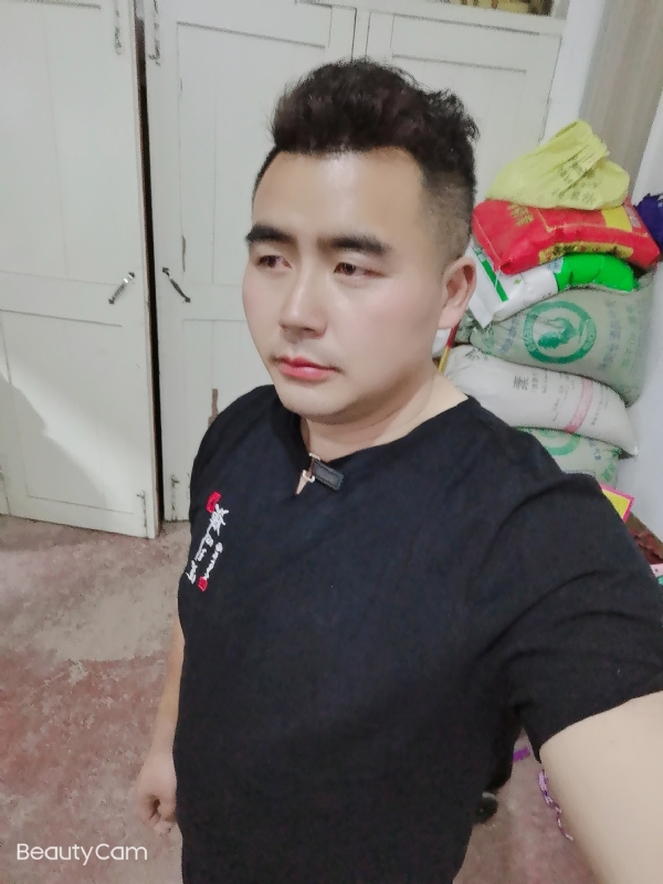 阿杰的第一张照片--闽侯相亲服务中心