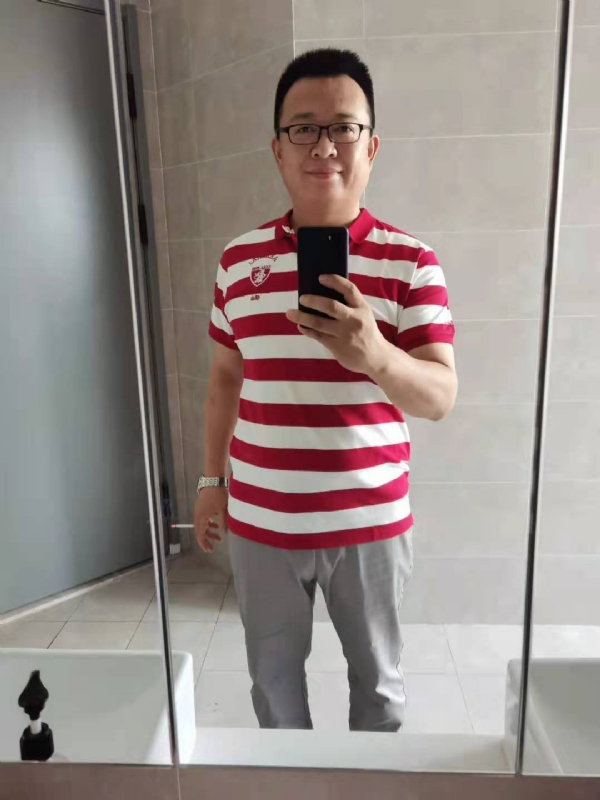 行走的打桩机的第一张照片--闽侯相亲服务中心