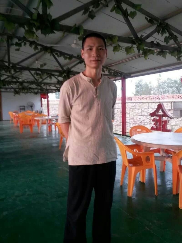 周哥的第三张照片--闽侯相亲服务中心