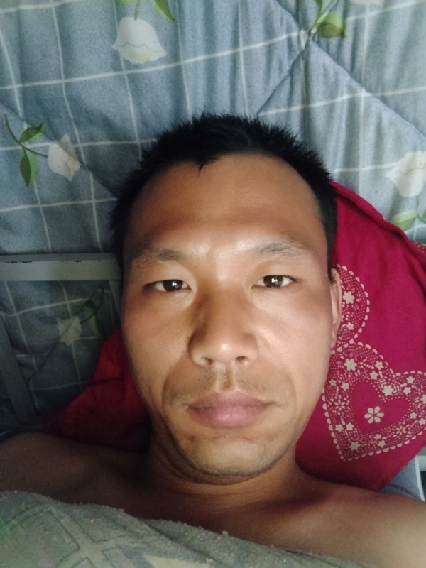 弘扬的第一张照片--闽侯相亲服务中心