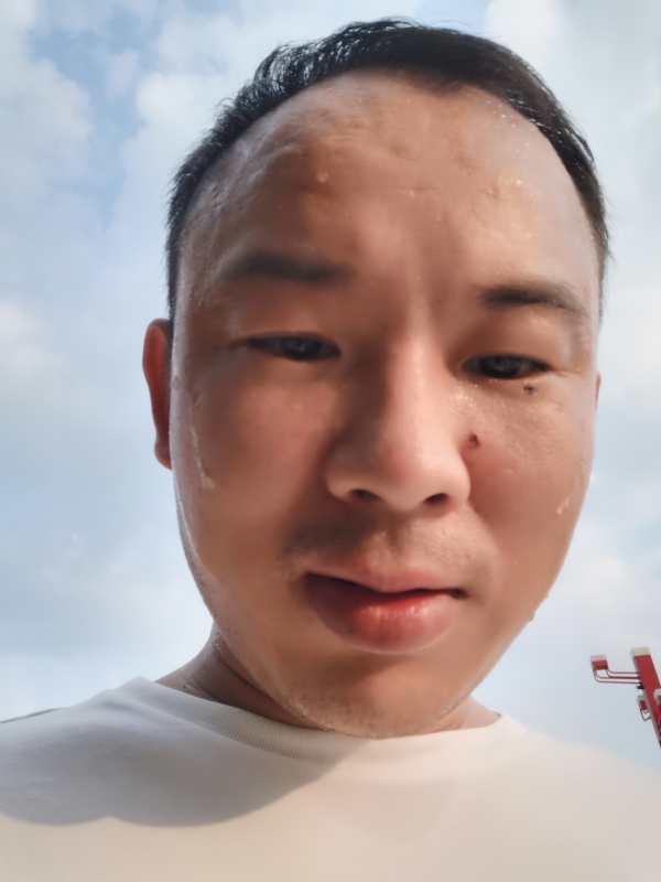 唐老鸭的第一张照片--闽侯相亲服务中心