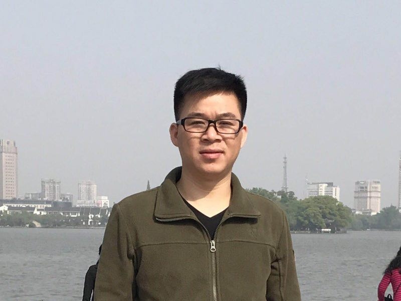 孔雀鱼的第一张照片--闽侯相亲服务中心