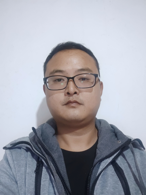 爱在一瞬间的第一张照片--闽侯相亲服务中心