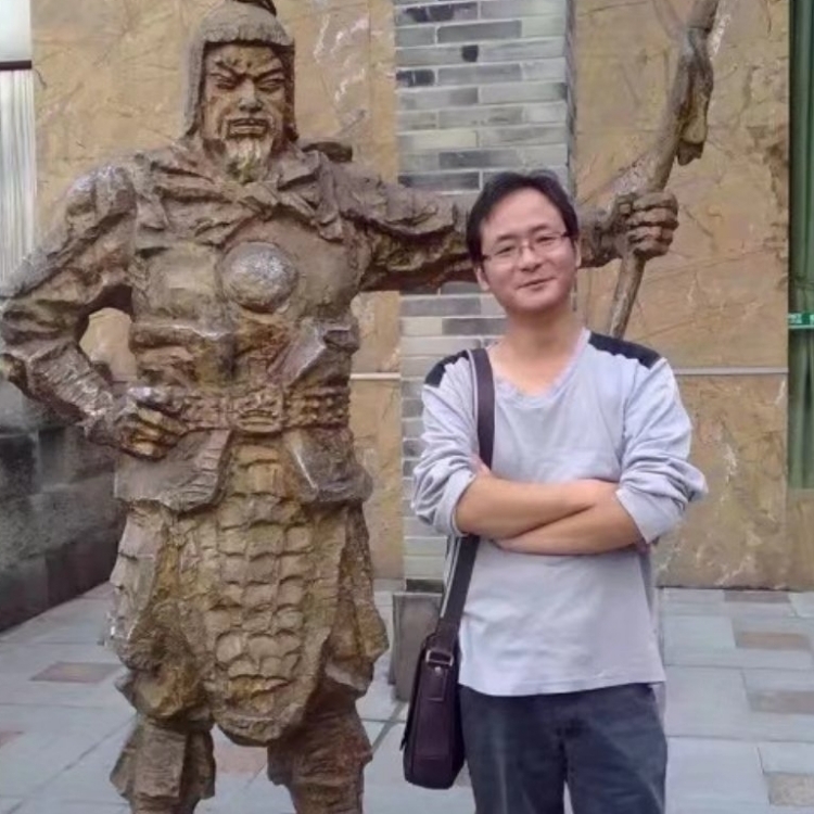 孤狼的第三张照片--闽侯相亲服务中心