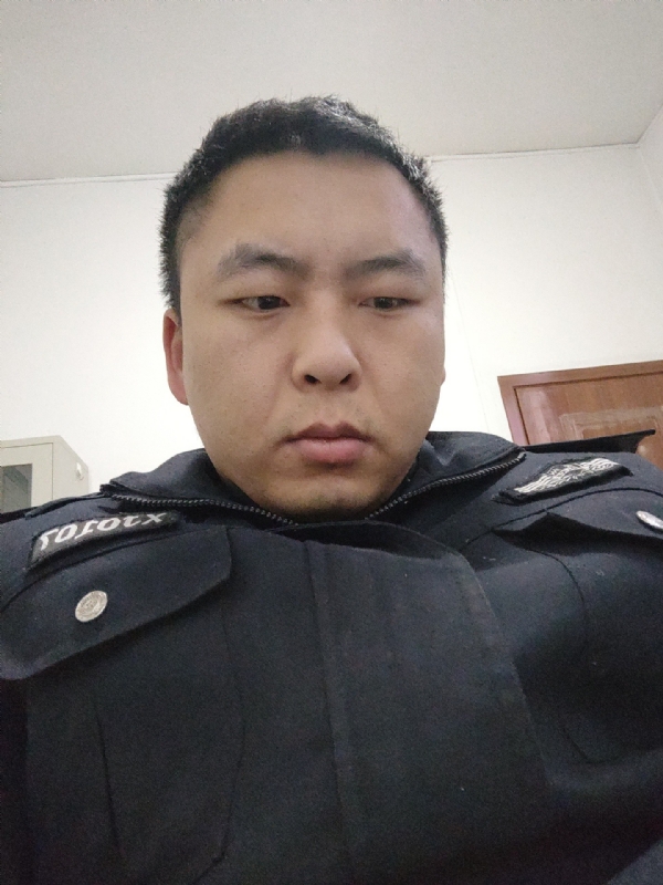 好纠结的第二张照片--闽侯相亲服务中心