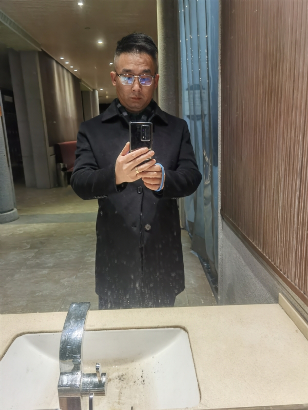 孤独尘埃的第一张照片--闽侯相亲服务中心