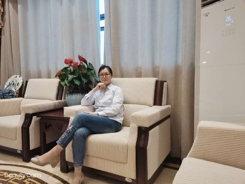 秋水伊人的第一张照片--闽侯相亲服务中心