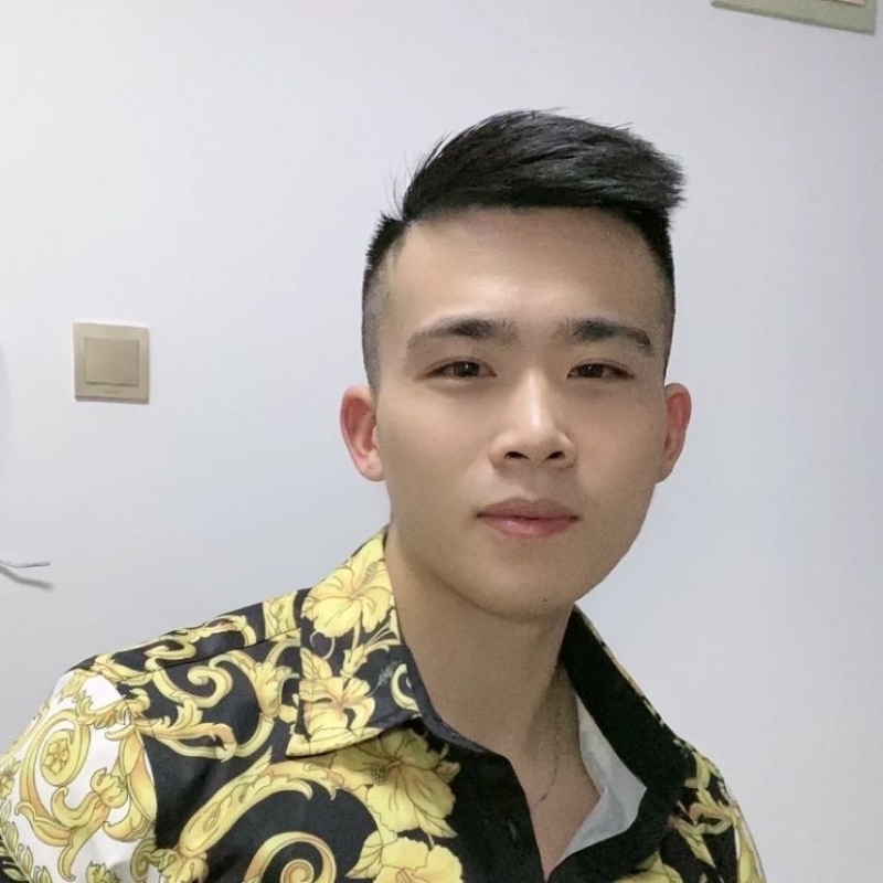 迷彩冲锋衣的第一张照片--闽侯相亲服务中心