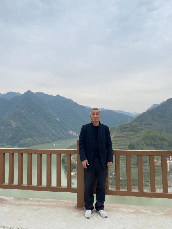 雪芳的第一张照片--闽侯相亲服务中心