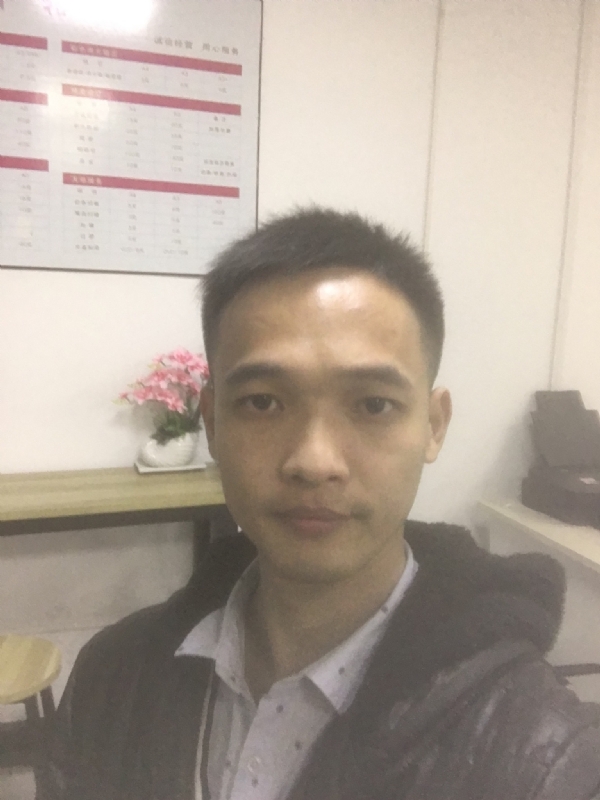 法律人小陈的第一张照片--闽侯相亲服务中心