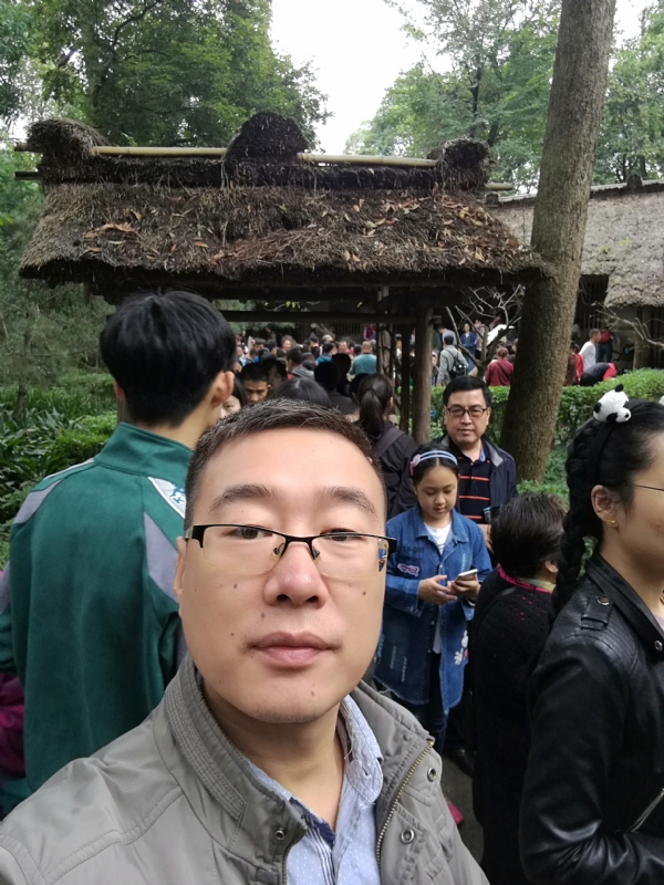 撑起一片天的第一张照片--闽侯相亲服务中心