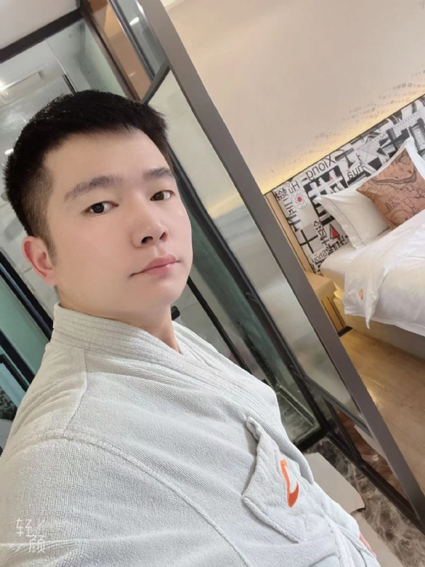 绿帽的第一张照片--闽侯相亲服务中心