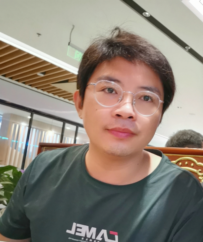 陆迅的第三张照片--闽侯相亲服务中心