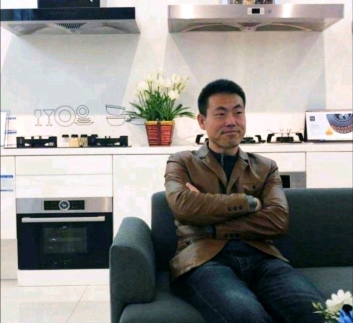 奋斗的执着的第一张照片--闽侯相亲服务中心