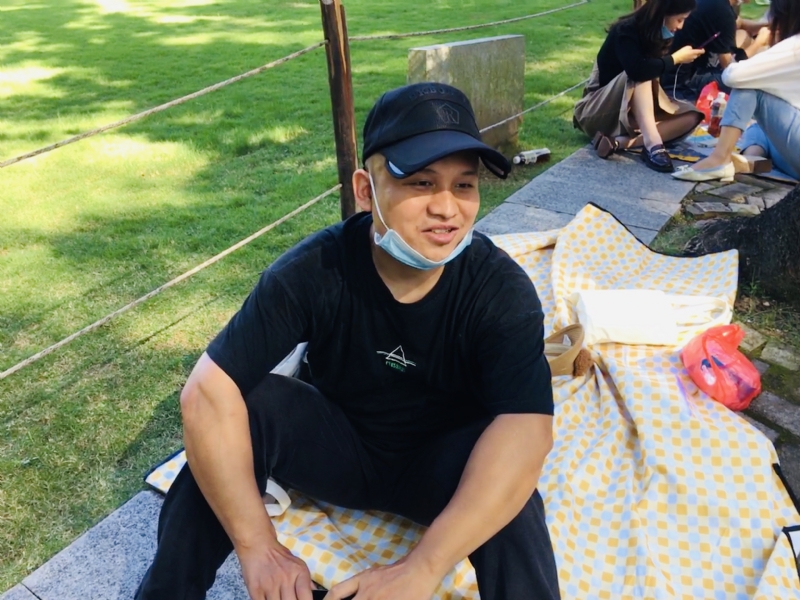 好大一颗石头的第一张照片--闽侯相亲服务中心