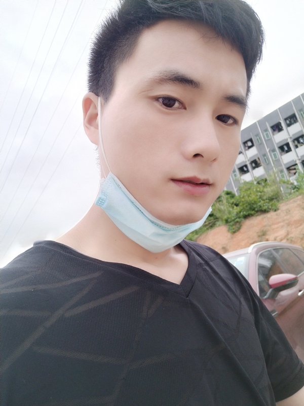 何凡的第二张照片--闽侯相亲服务中心