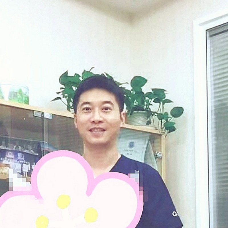 大手牵小手的第二张照片--闽侯相亲服务中心