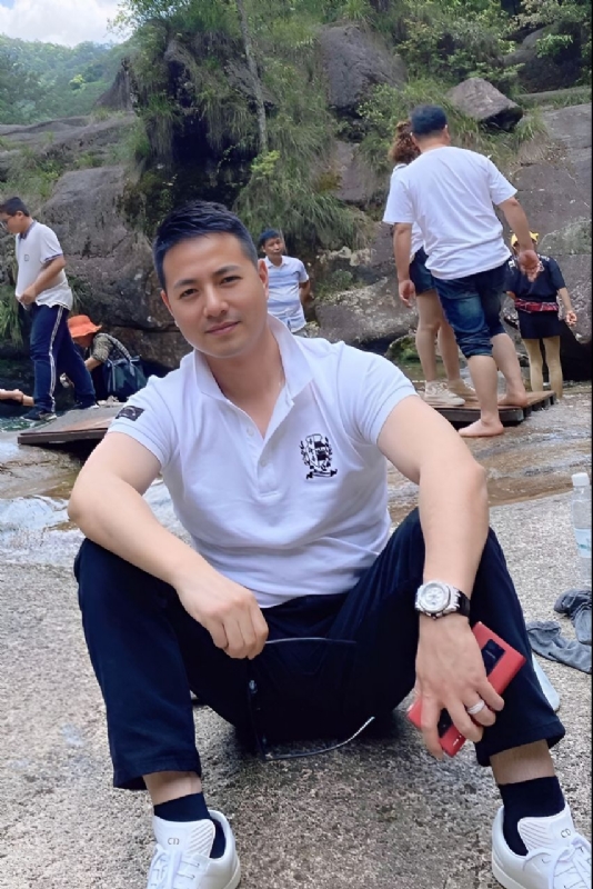 勿忘初心的第三张照片--闽侯相亲服务中心