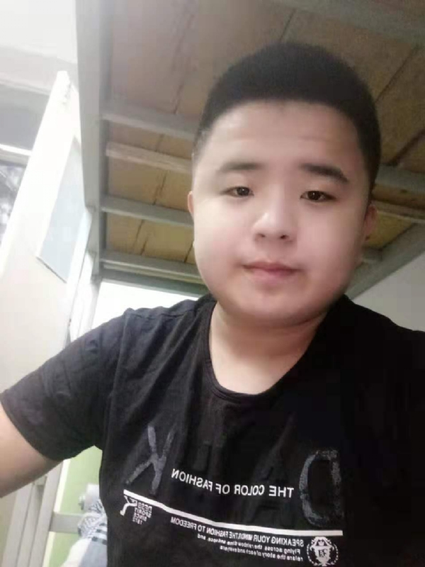 打小就爱淘气的第一张照片--闽侯相亲服务中心