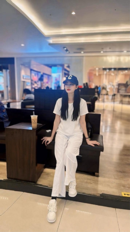 卖火柴的小女孩的第一张照片--闽侯相亲服务中心