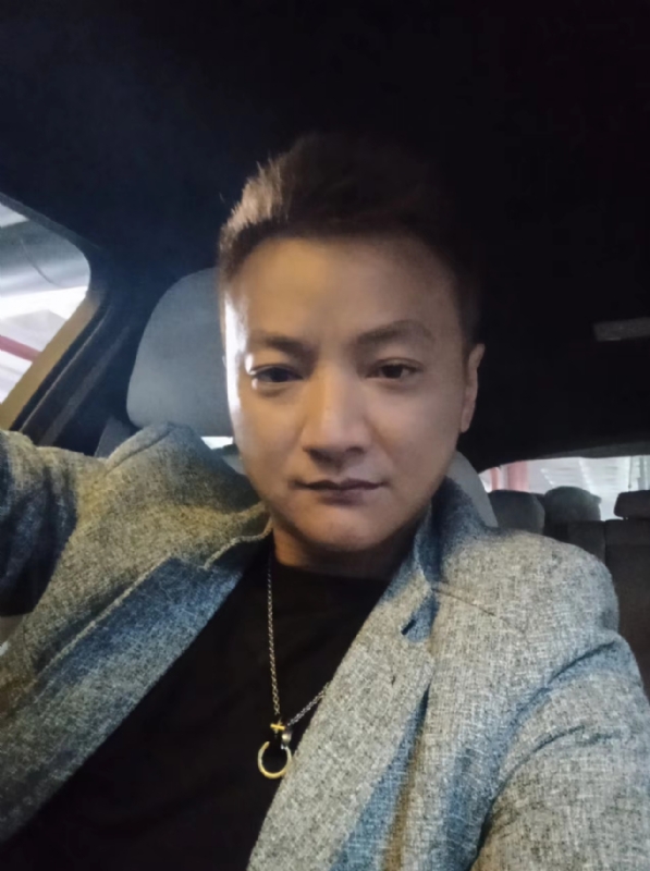 夜、有雨敲窗的第三张照片--闽侯相亲服务中心