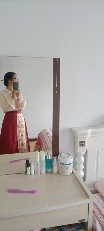 伊落梅雪笺的第一张照片--闽侯相亲服务中心