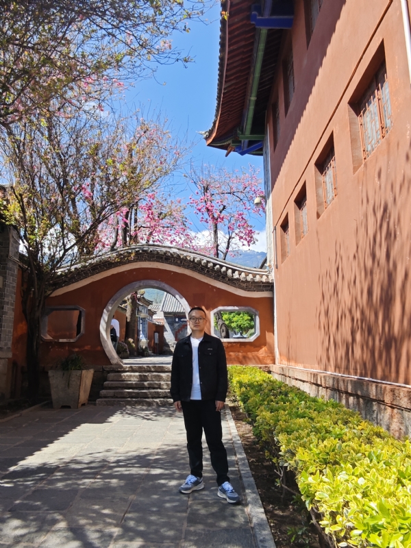 简单的第一张照片--闽侯相亲服务中心