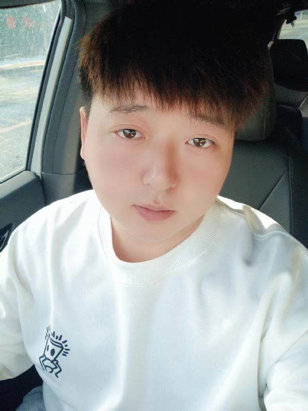 可乐加冰的第一张照片--闽侯相亲服务中心