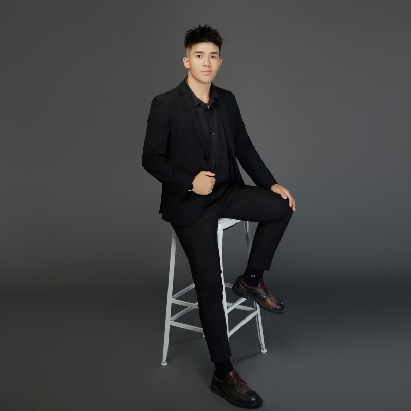 阿龙设计师的第五张照片--闽侯相亲服务中心