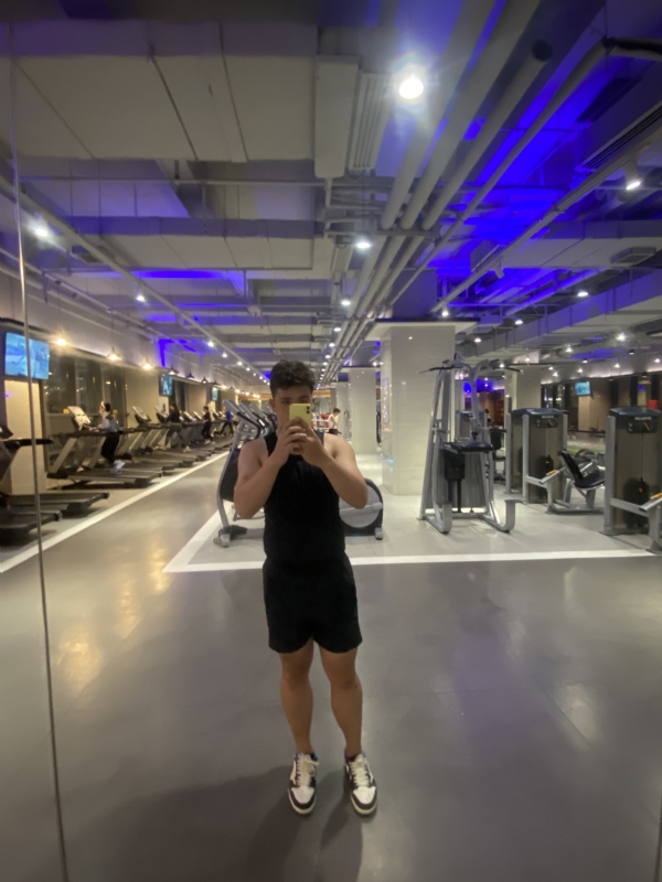 阿龙设计师的第六张照片--闽侯相亲服务中心