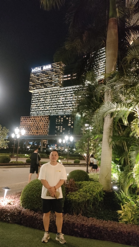 熟悉的身影的第一张照片--闽侯相亲服务中心