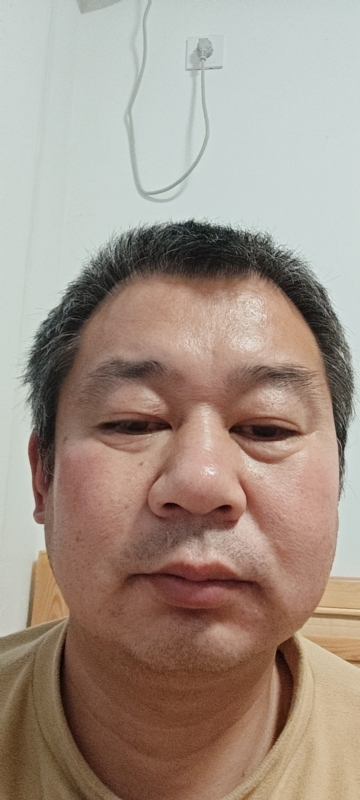 龙万的第一张照片--闽侯相亲服务中心