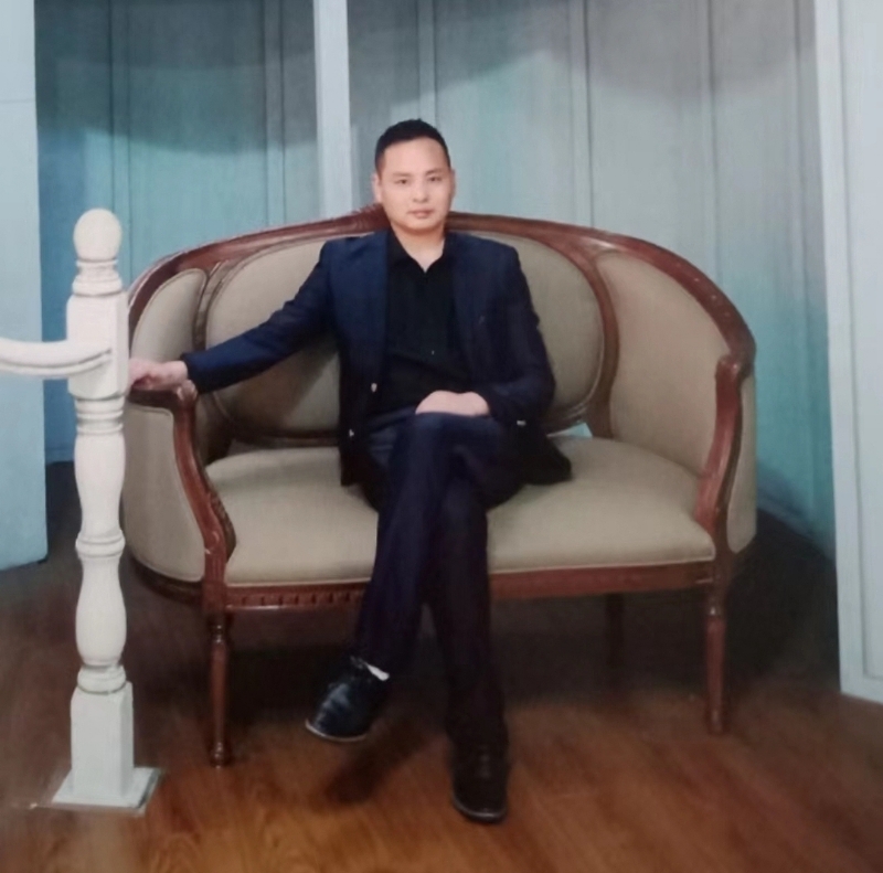 龙行天下的第二张照片--闽侯相亲服务中心