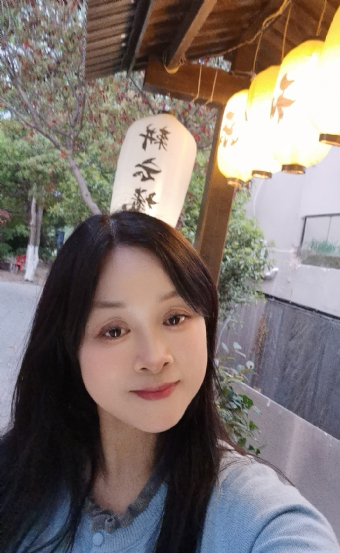 伊伊的第一张照片--闽侯相亲服务中心