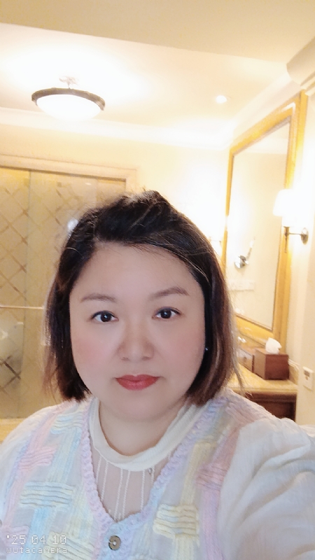 衎静玲瓏的第二张照片--闽侯相亲服务中心