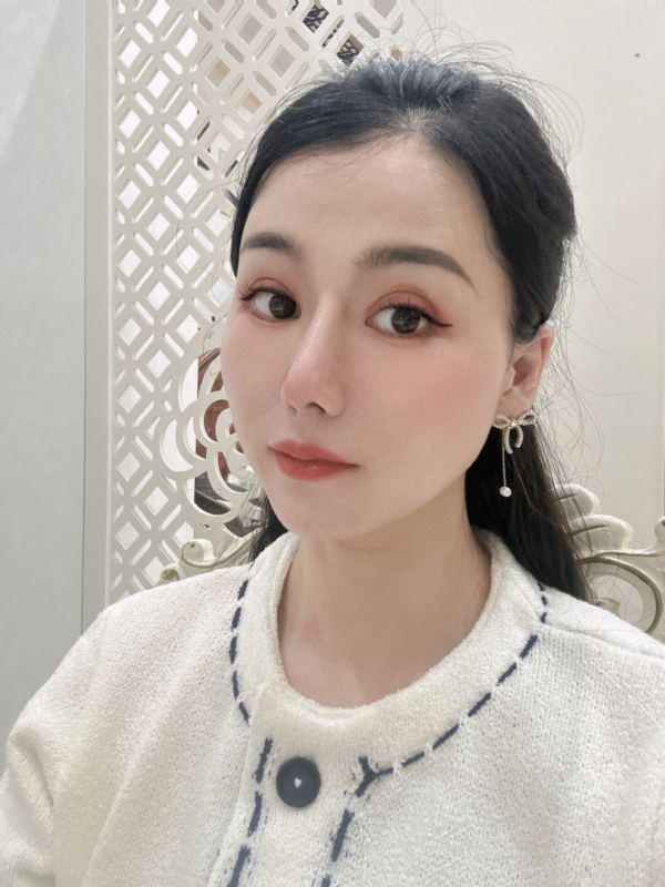 金莉的第一张照片--闽侯相亲服务中心