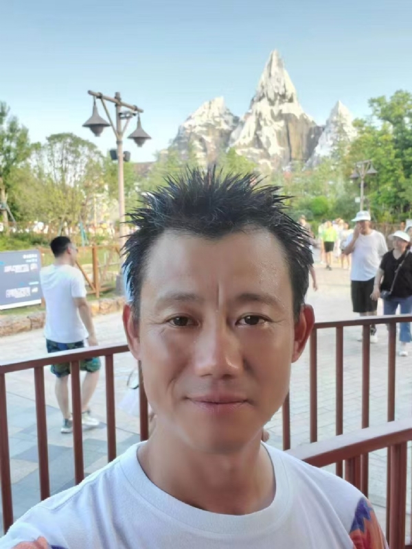 艾氏涂料博的第一张照片--闽侯相亲服务中心