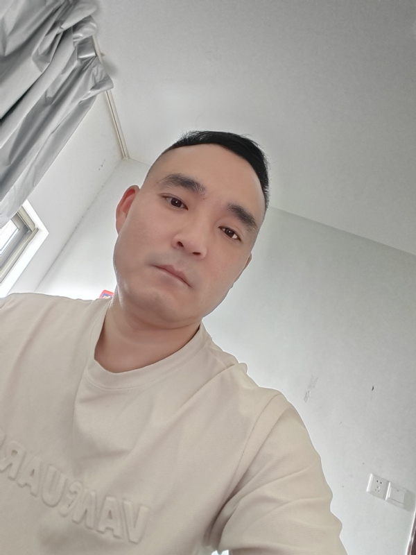 小锋的第一张照片--闽侯相亲服务中心