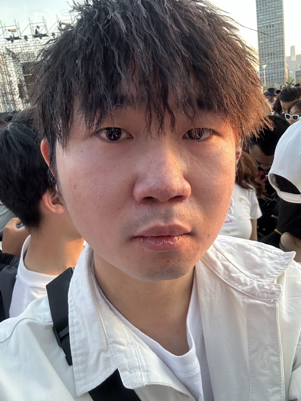 会修电脑的小杨的第一张照片--闽侯相亲服务中心