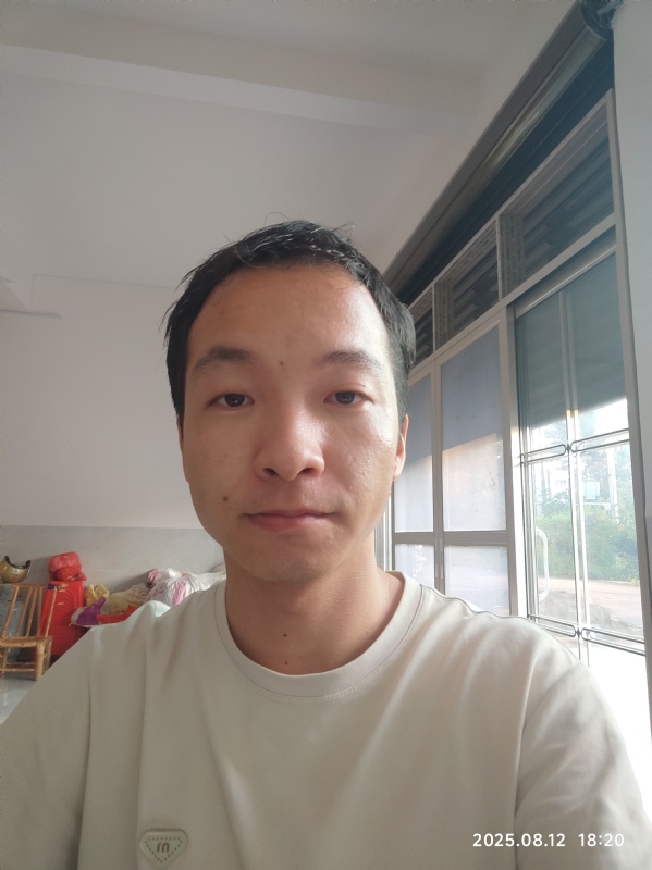 杨培鑫的第一张照片--闽侯相亲服务中心