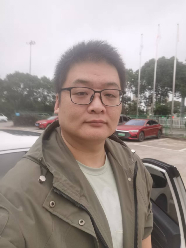 Russell的第一张照片--闽侯相亲服务中心