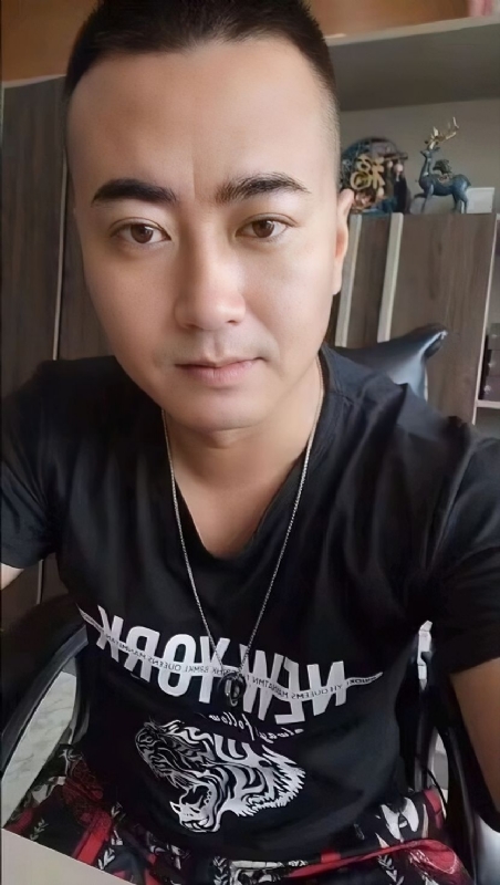 Luck耀的第一张照片--闽侯相亲服务中心