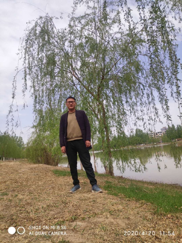 风中的烟头的第一张照片--闽侯相亲服务中心