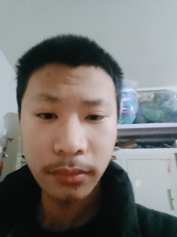 g未成年的第一张照片--闽侯相亲服务中心