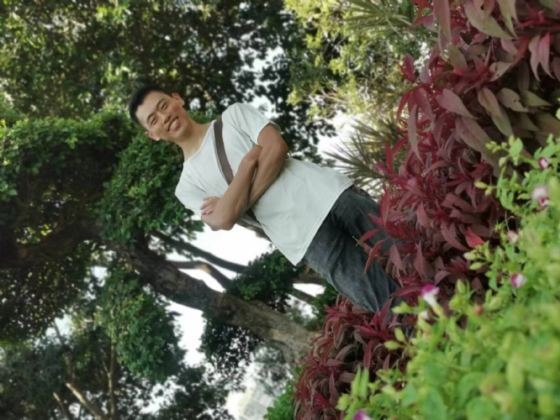 孤狼的第一张照片--闽侯相亲服务中心