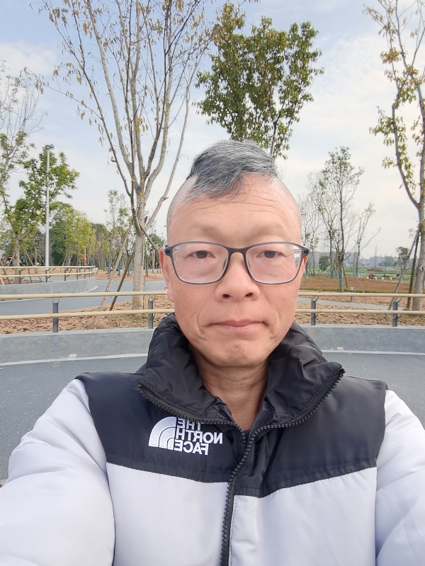 做喜欢的事的第一张照片--闽侯相亲服务中心